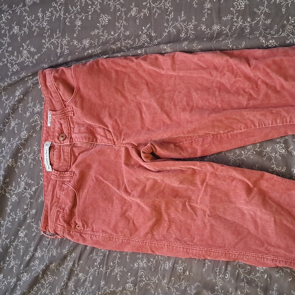 Abercrombie & Fitch Coral Skinny Jeans